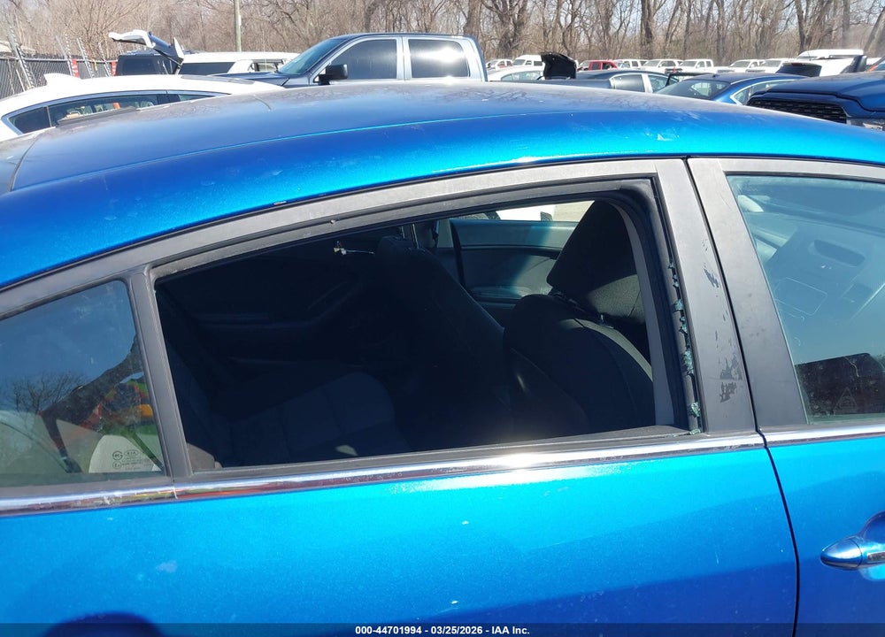 2015 KIA FORTE EX VIN: KNAFX4A82F5282331