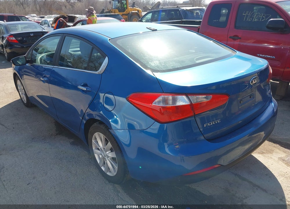 2015 KIA FORTE EX VIN: KNAFX4A82F5282331