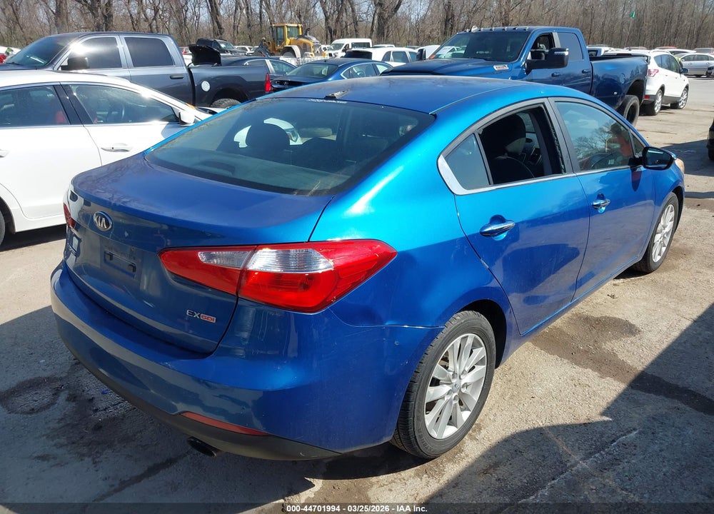 2015 KIA FORTE EX VIN: KNAFX4A82F5282331