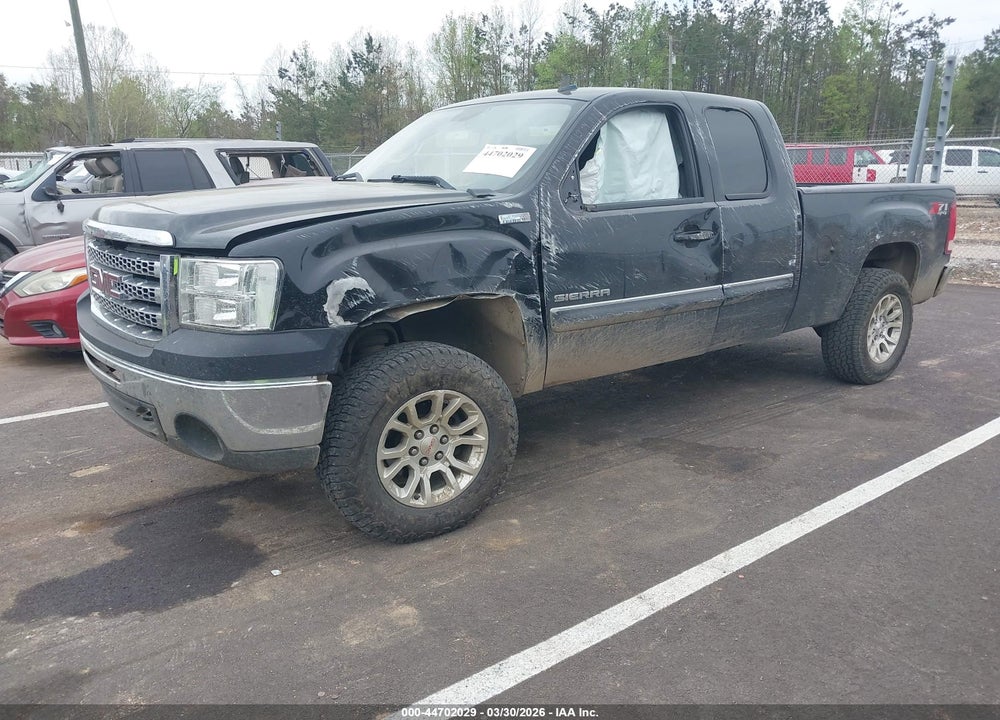 2011 GMC SIERRA 1500 SLE VIN: 1GTR2VE32BZ299006
