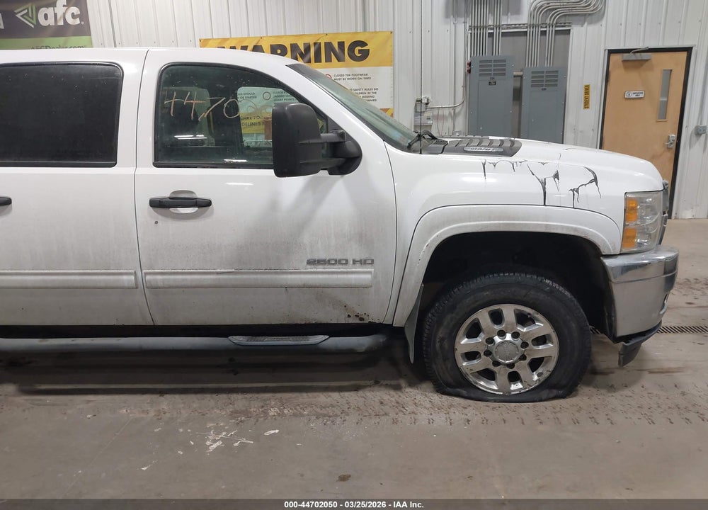 2011 CHEVROLET SILVERADO 2500HD LT VIN: 1GC1KXCG5BF147382
