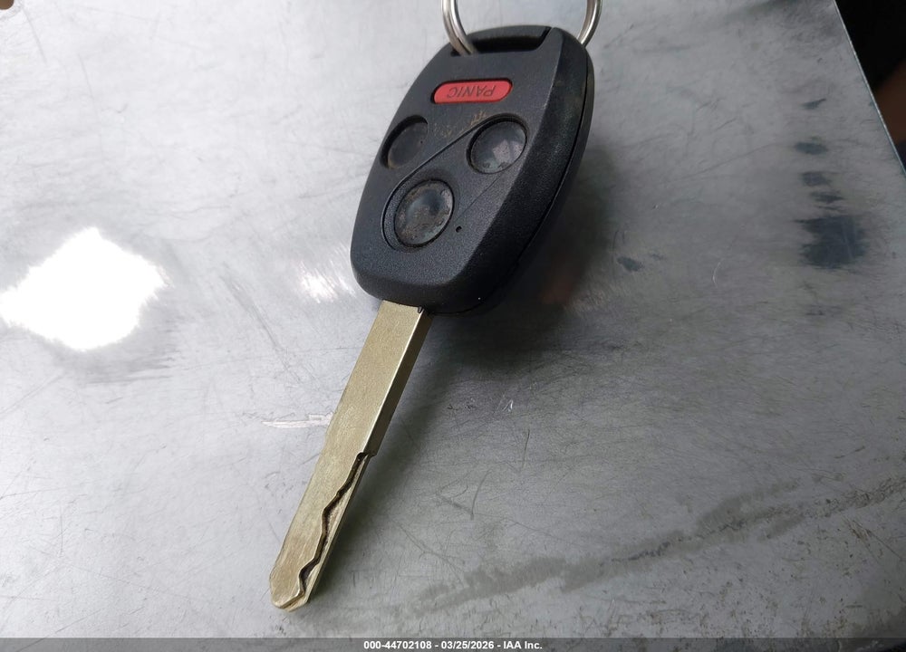 2005 HONDA ACCORD 3.0 EX VIN: 1HGCM66525A059772