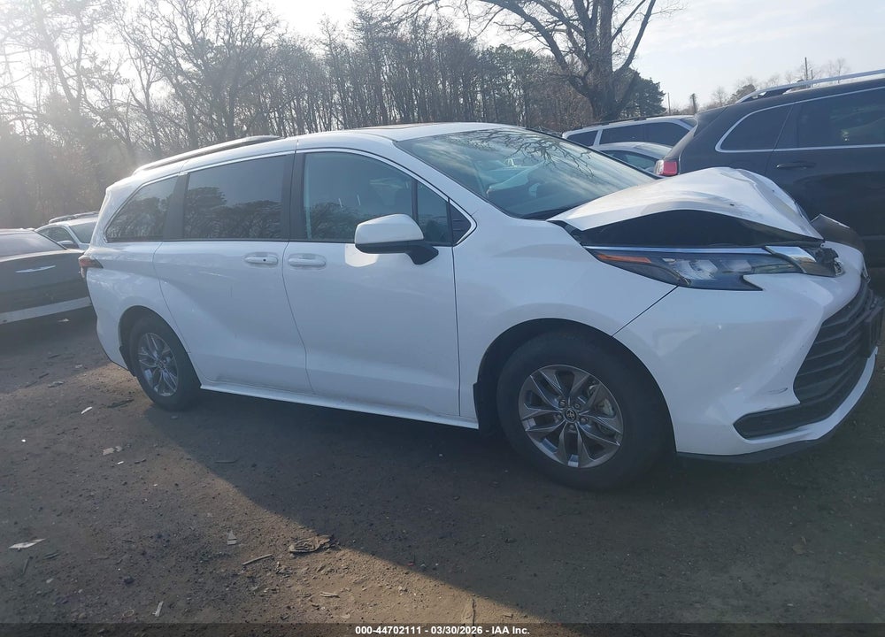 2025 TOYOTA SIENNA LE VIN: 5TDBSKFC5SS178373