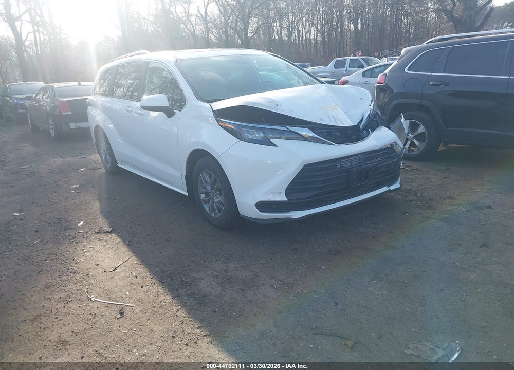 2025 TOYOTA SIENNA LE VIN: 5TDBSKFC5SS178373