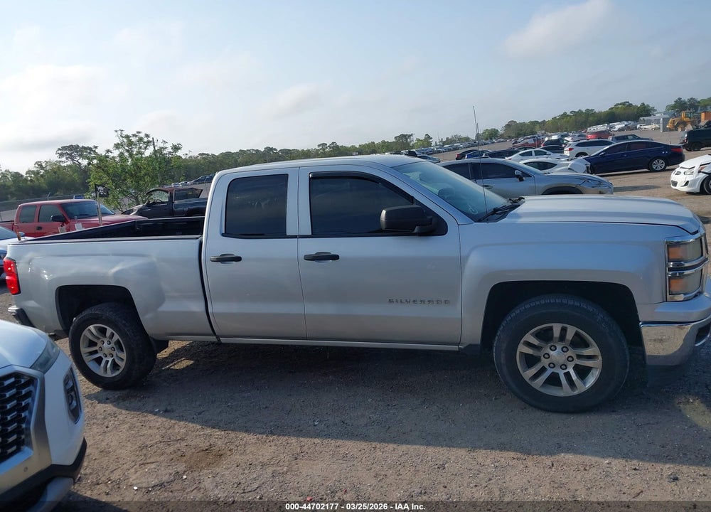 2014 CHEVROLET SILVERADO 1500 1LT VIN: 1GCRCREC9EZ163108