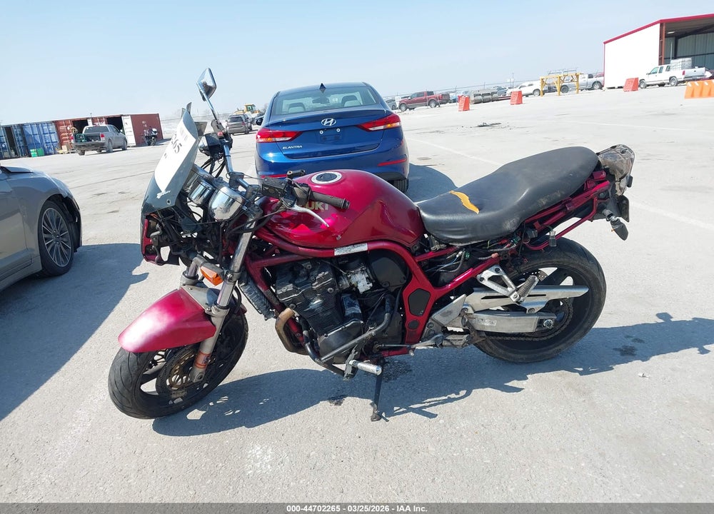 1998 SUZUKI GSF1200 S VIN: JS1GV75A9W2100440