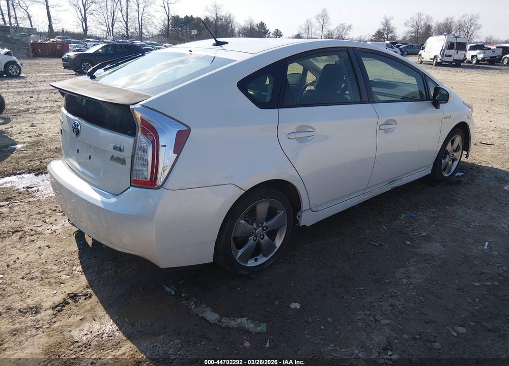 2013 TOYOTA PRIUS THREE SE VIN: JTDKN3DU3D1636291