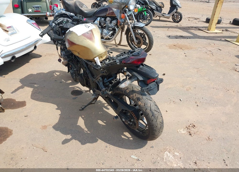 2015 KAWASAKI EX300 B VIN: JKAEX8B14FDA19588