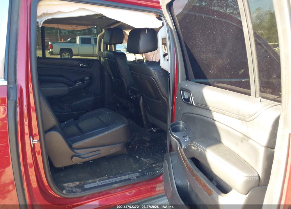 2015 CHEVROLET SUBURBAN 1500 LT VIN: 1GNSCJKC3FR137071
