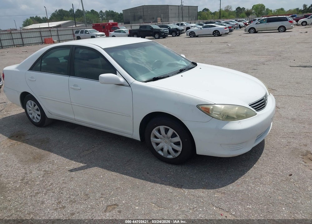 2005 TOYOTA CAMRY LE VIN: 4T1BE32K05U414742