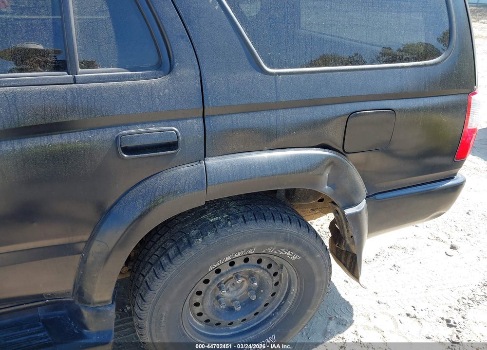 2002 TOYOTA 4RUNNER SR5 V6 VIN: JT3GN86R220230490