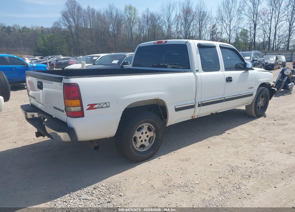 2001 CHEVROLET SILVERADO 1500 LS VIN: 2GCEK19T311333446