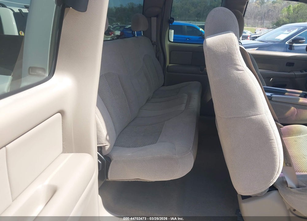2001 CHEVROLET SILVERADO 1500 LS VIN: 2GCEK19T311333446