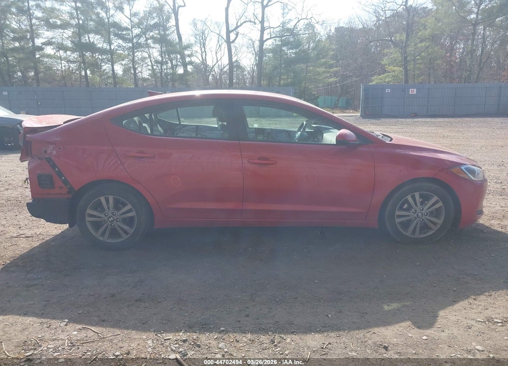 2018 HYUNDAI ELANTRA SEL VIN: 5NPD84LF8JH389962