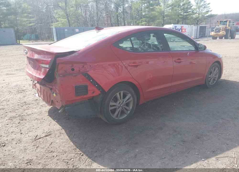 2018 HYUNDAI ELANTRA SEL VIN: 5NPD84LF8JH389962