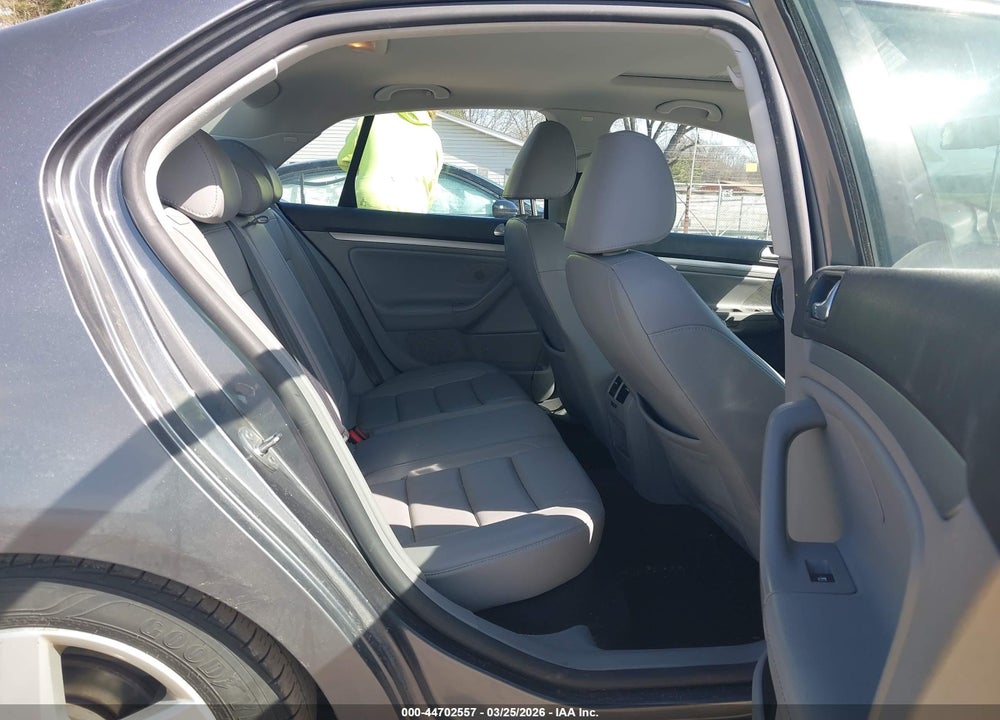2009 VOLKSWAGEN JETTA SE VIN: 3VWRM71K59M137639
