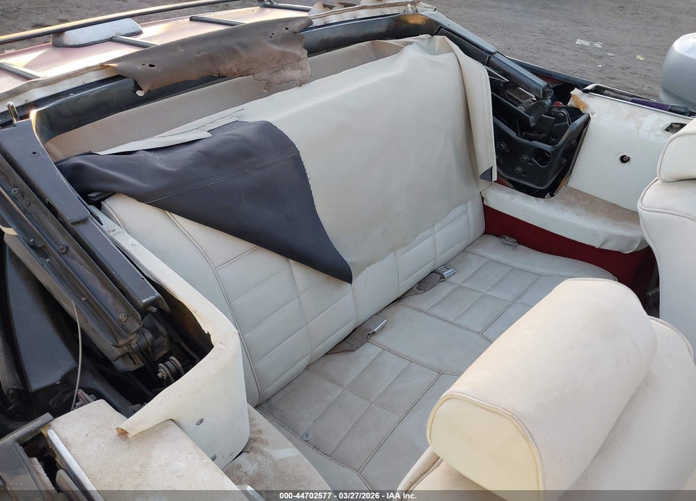 1983 FORD MUSTANG VIN: 1FABP273XDF151842