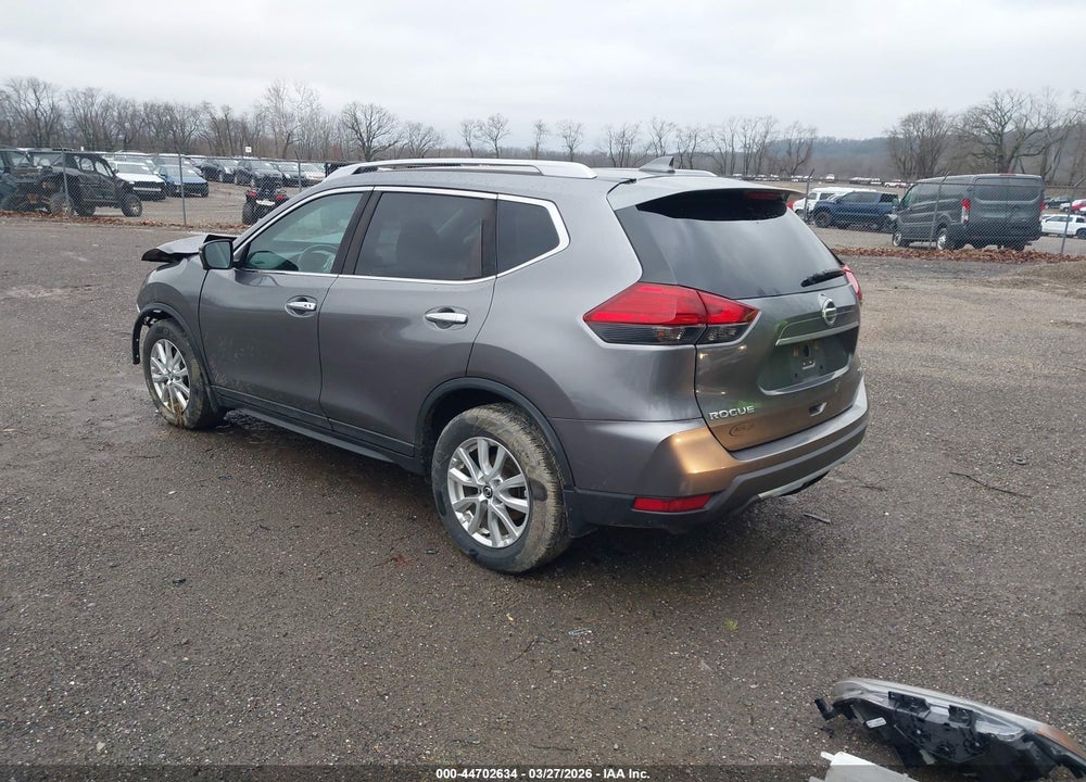 2017 NISSAN ROGUE SV VIN: 5N1AT2MN2HC851929