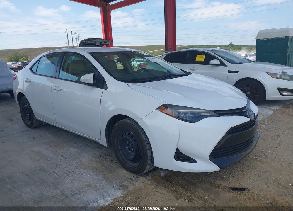 2017 TOYOTA COROLLA LE VIN: 5YFBURHE7HP727784