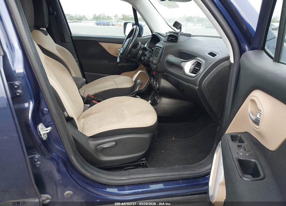 2016 JEEP RENEGADE LATITUDE VIN: ZACCJABT0GPD82610