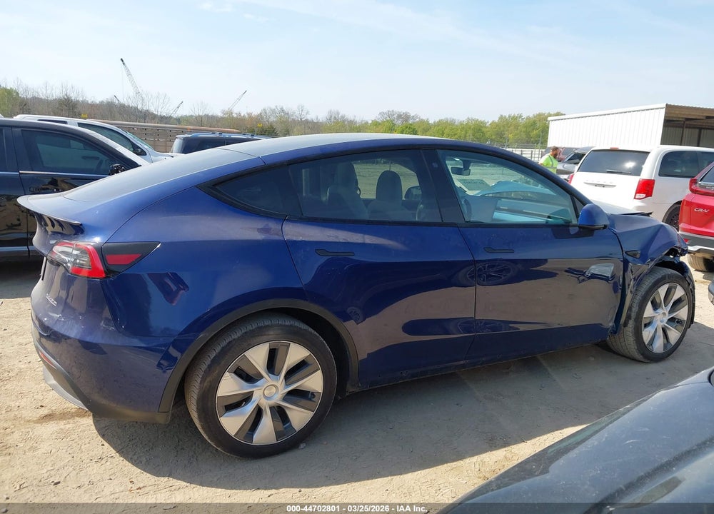 2020 TESLA MODEL Y LONG RANGE DUAL MOTOR ALL-WHEEL DRIVE/PERFORMANCE DUAL MOTOR ALL-WHEEL DRIVE VIN: 5YJYGDEF3LF037701