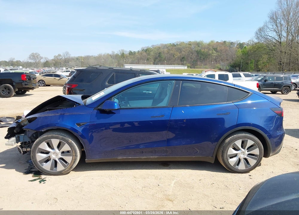 2020 TESLA MODEL Y LONG RANGE DUAL MOTOR ALL-WHEEL DRIVE/PERFORMANCE DUAL MOTOR ALL-WHEEL DRIVE VIN: 5YJYGDEF3LF037701
