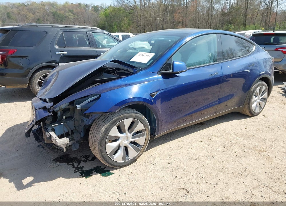2020 TESLA MODEL Y LONG RANGE DUAL MOTOR ALL-WHEEL DRIVE/PERFORMANCE DUAL MOTOR ALL-WHEEL DRIVE VIN: 5YJYGDEF3LF037701