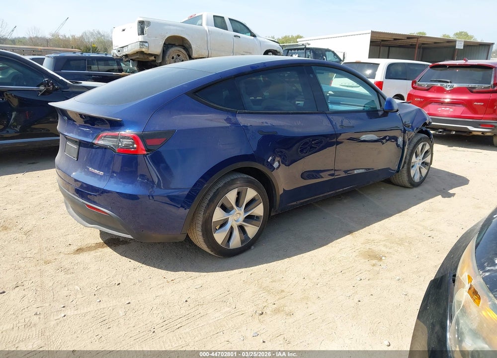 2020 TESLA MODEL Y LONG RANGE DUAL MOTOR ALL-WHEEL DRIVE/PERFORMANCE DUAL MOTOR ALL-WHEEL DRIVE VIN: 5YJYGDEF3LF037701