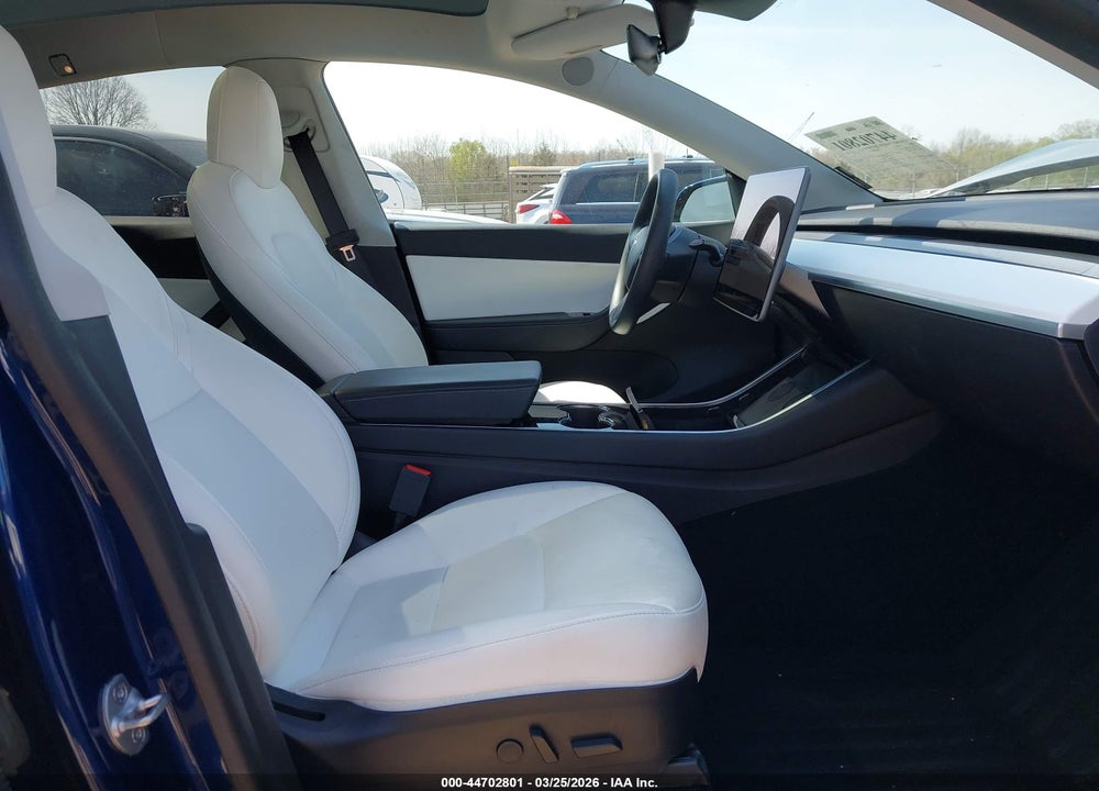 2020 TESLA MODEL Y LONG RANGE DUAL MOTOR ALL-WHEEL DRIVE/PERFORMANCE DUAL MOTOR ALL-WHEEL DRIVE VIN: 5YJYGDEF3LF037701