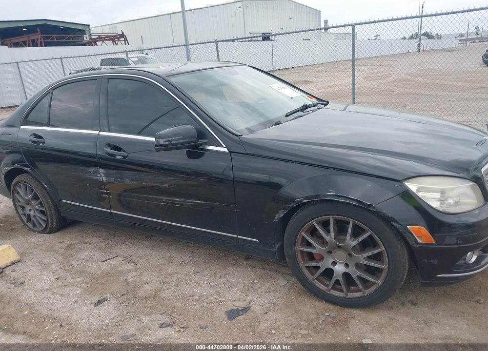 2011 MERCEDES-BENZ C 300 LUXURY 4MATIC VIN: WDDGF8BBXBR167223
