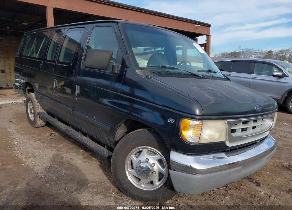 1998 FORD SUPER CLUB WAGON XL/XLT VIN: 1FBSS31S7WHA93831
