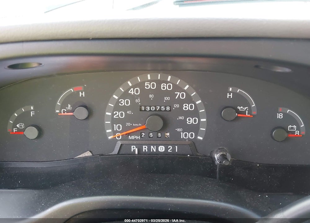 1998 FORD SUPER CLUB WAGON XL/XLT VIN: 1FBSS31S7WHA93831