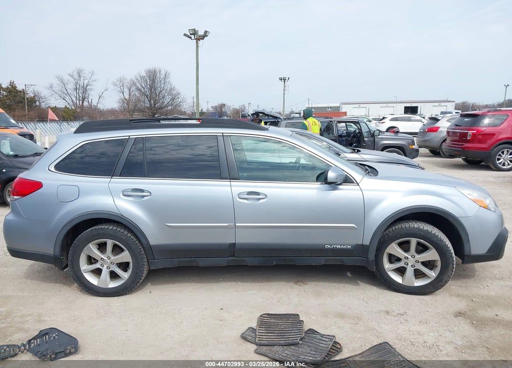 2014 SUBARU OUTBACK 2.5I LIMITED VIN: 4S4BRCMC3E3220044