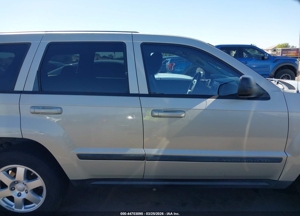 2008 JEEP GRAND CHEROKEE LAREDO VIN: 1J8GS48K38C235405