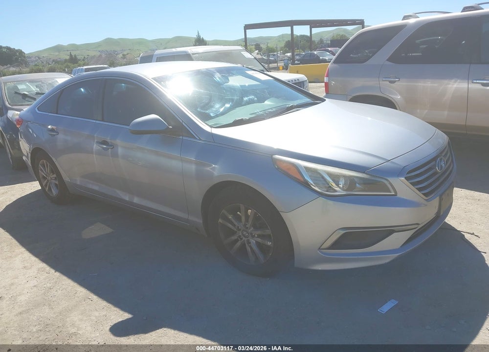 2016 HYUNDAI SONATA SE VIN: 5NPE24AF6GH316218