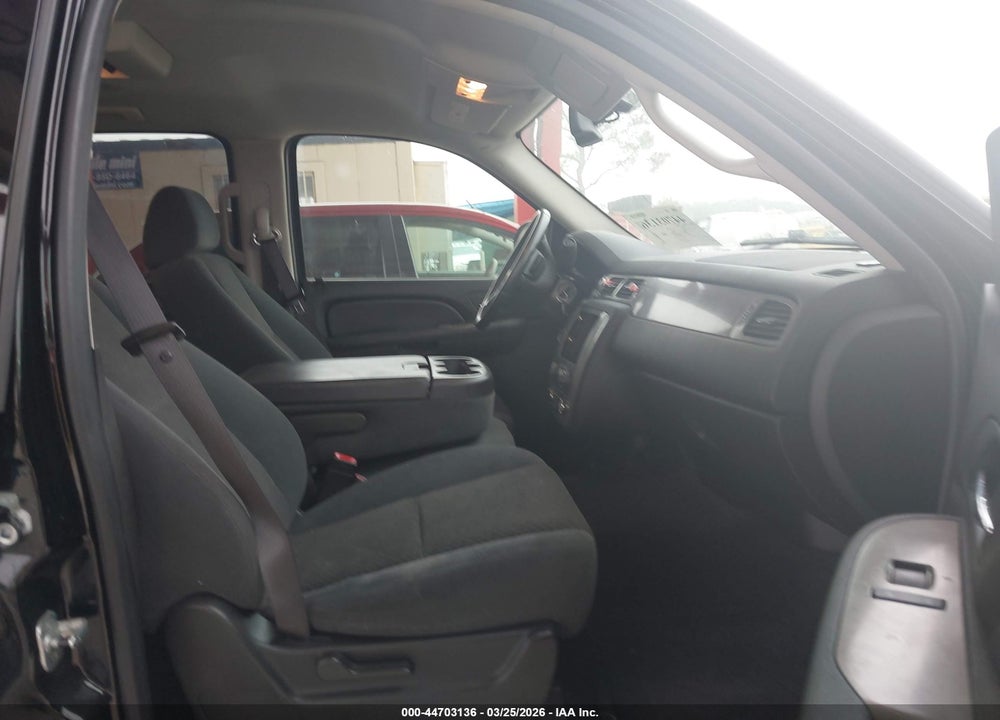 2008 CHEVROLET TAHOE LS VIN: 1GNFC13088R276010