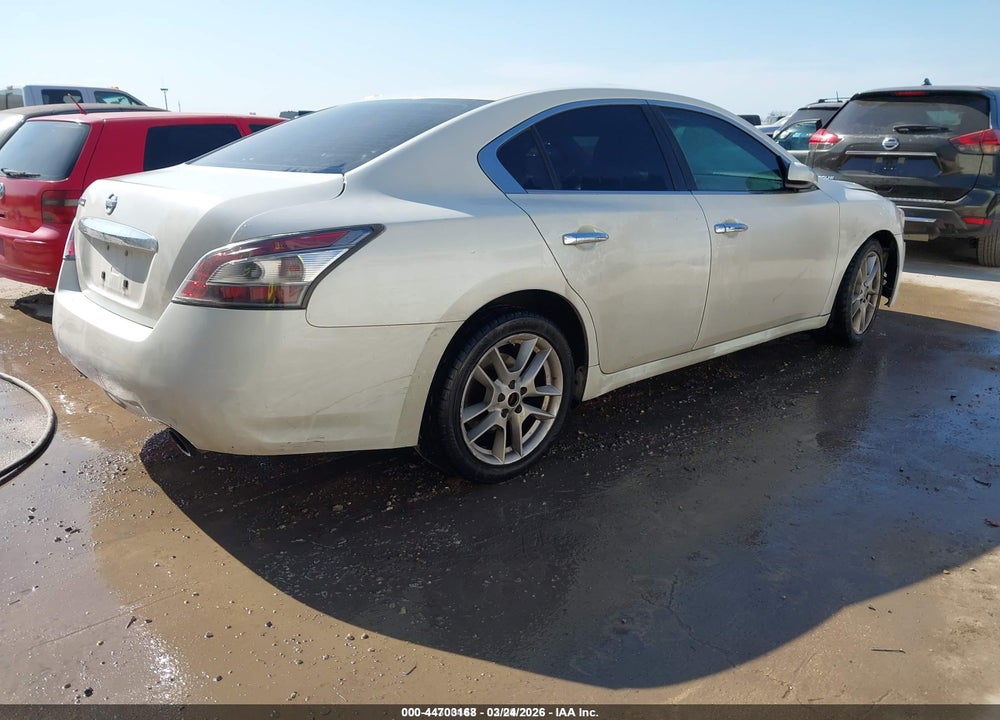 2013 NISSAN MAXIMA 3.5 S VIN: 1N4AA5AP5DC830350