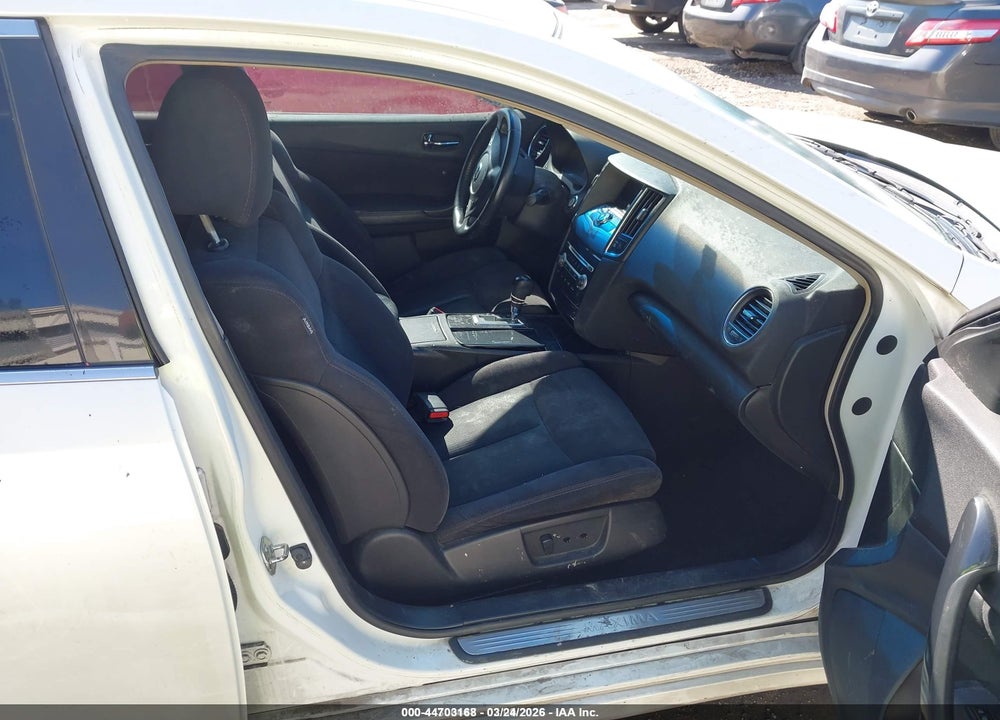 2013 NISSAN MAXIMA 3.5 S VIN: 1N4AA5AP5DC830350