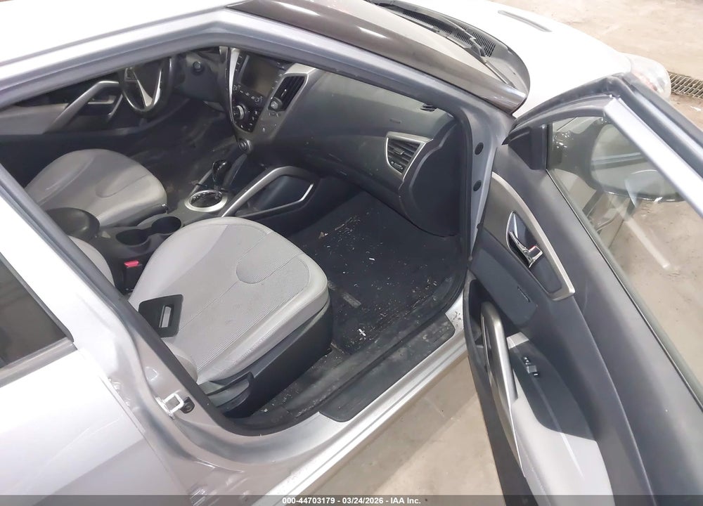 2012 HYUNDAI VELOSTER BASE W/GRAY VIN: KMHTC6AD5CU061202