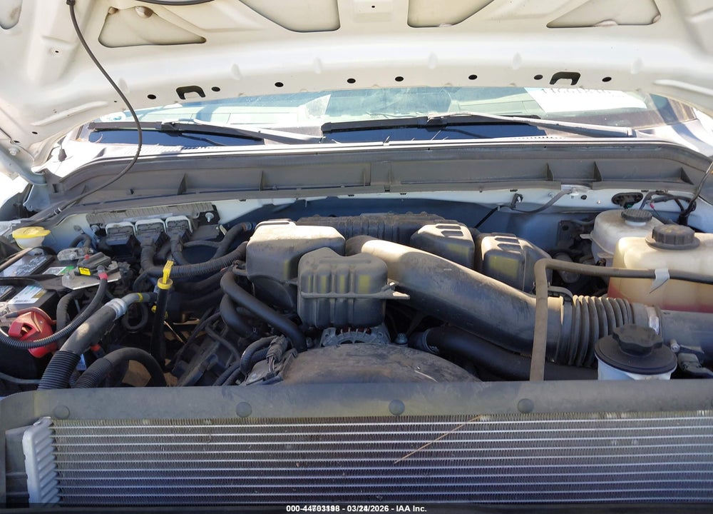 2015 FORD F-350 CHASSIS XL VIN: 1FDRF3G65FEA14744