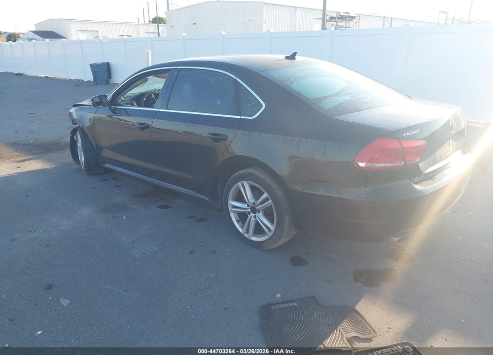 2014 VOLKSWAGEN PASSAT 2.5L SE VIN: 1VWBH7A39EC018275