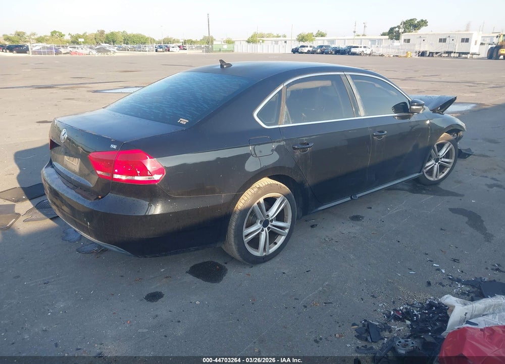 2014 VOLKSWAGEN PASSAT 2.5L SE VIN: 1VWBH7A39EC018275