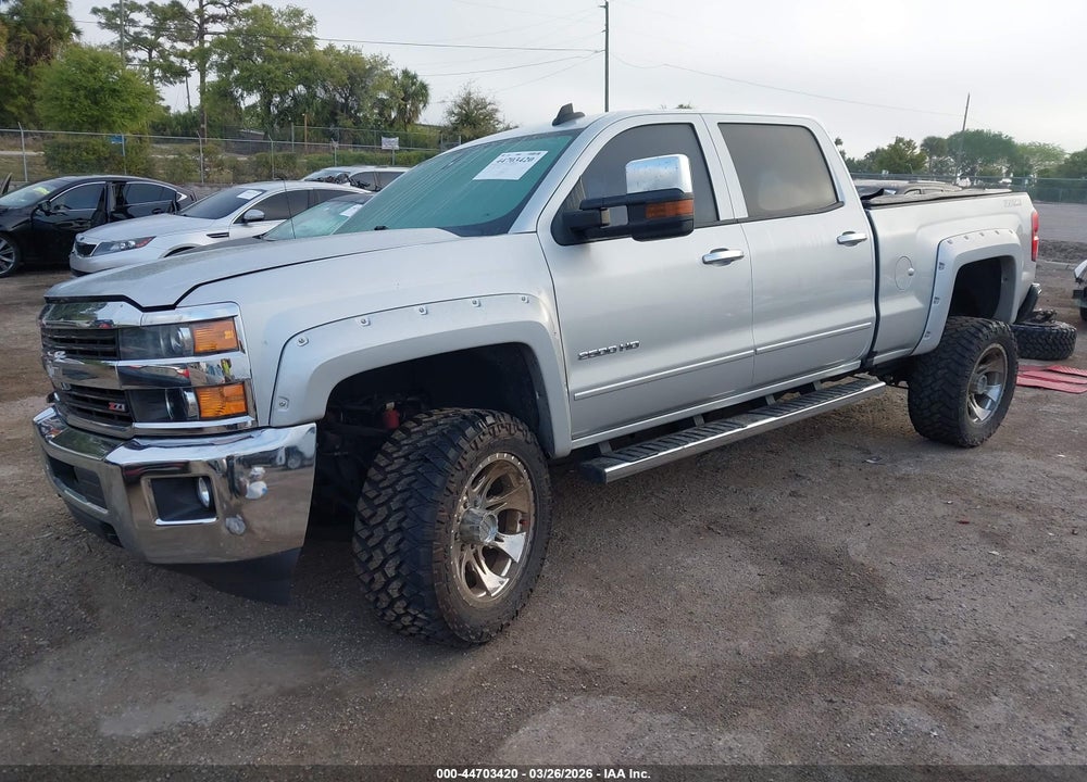 2016 CHEVROLET SILVERADO 2500HD LT VIN: 1GC1KVEG2GF186102