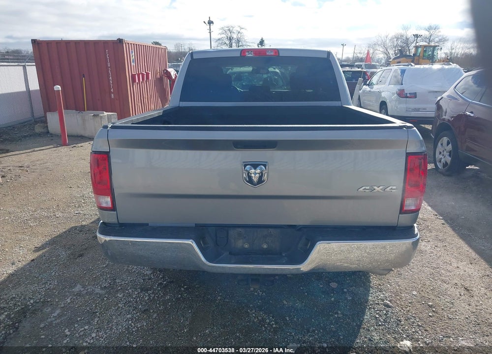 2019 RAM 1500 CLASSIC VIN: 3C6RR7KT9KG715183