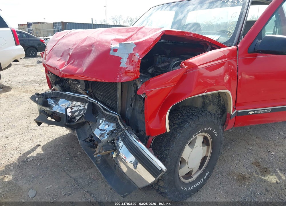 1996 CHEVROLET GMT-400 K1500 VIN: 1GCEK14M9TZ186608