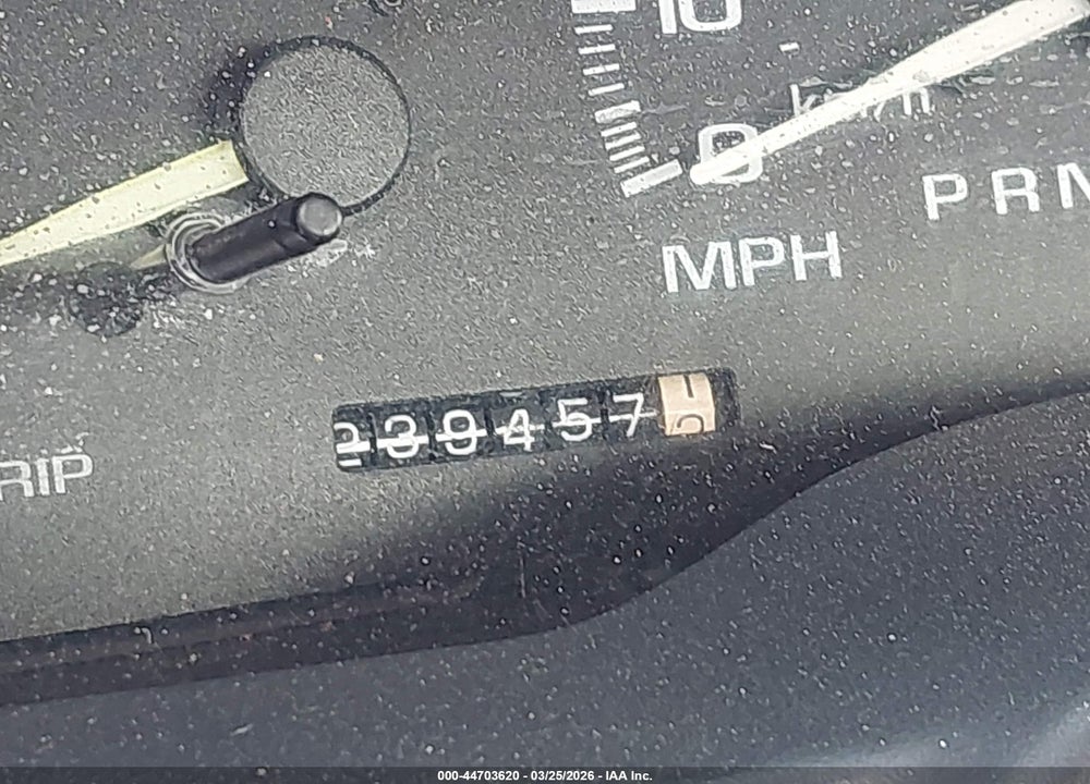 1996 CHEVROLET GMT-400 K1500 VIN: 1GCEK14M9TZ186608