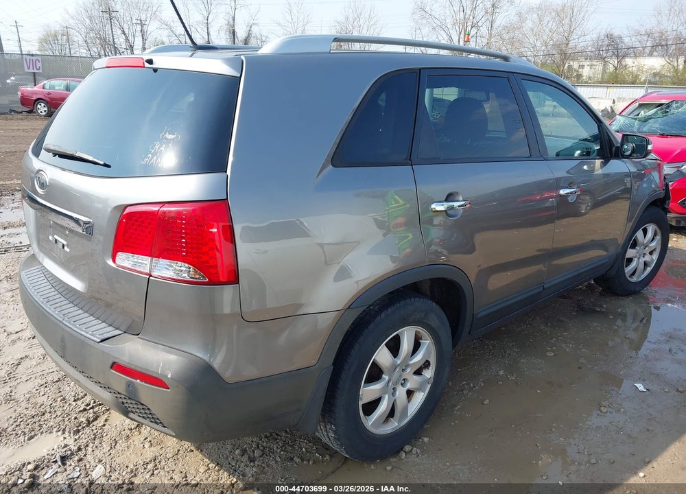 2012 KIA SORENTO LX VIN: 5XYKT3A64CG250540