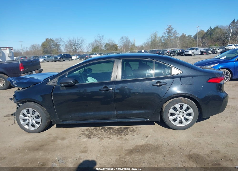 2020 TOYOTA COROLLA LE VIN: 5YFEPRAE6LP078325