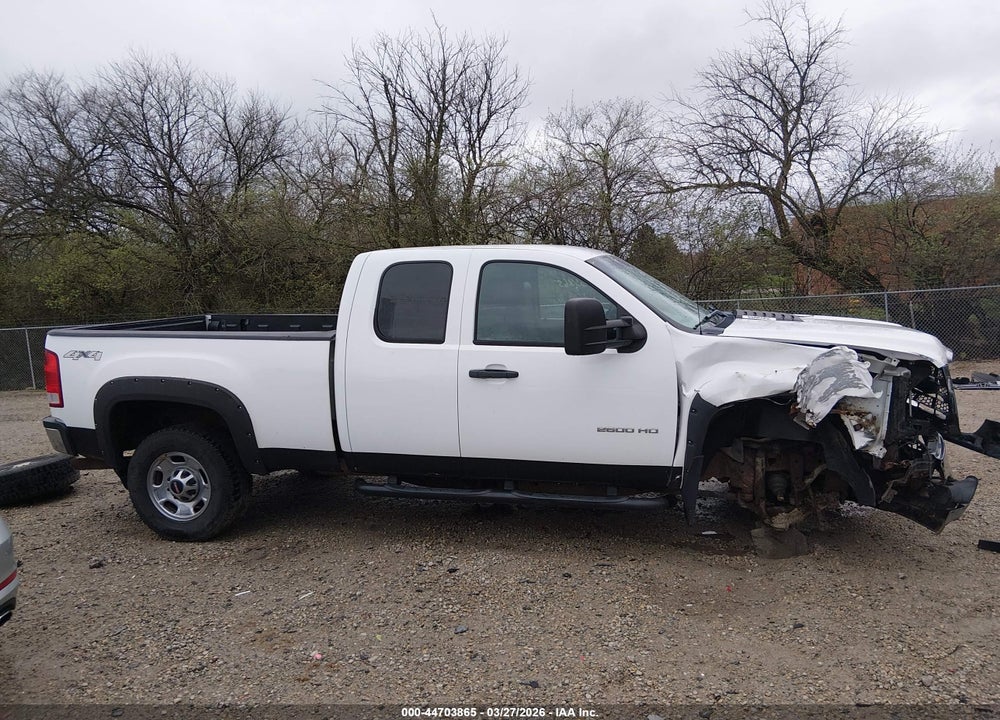 2012 GMC SIERRA 2500HD WORK TRUCK VIN: 1GT22ZCG3CZ114560