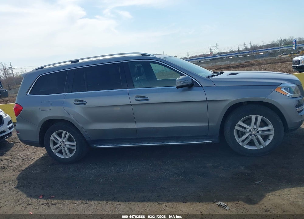 2015 MERCEDES-BENZ GL 450 4MATIC VIN: 4JGDF6EE9FA571976